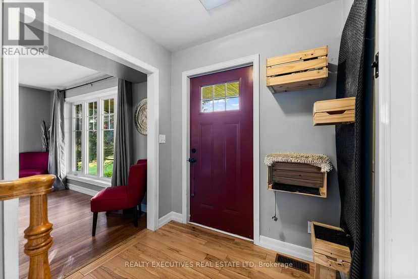 28 Anglican Church Road — photo 14 of 34