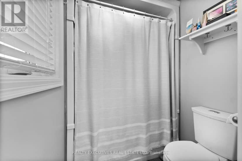 28 Anglican Church Road — photo 28 of 34