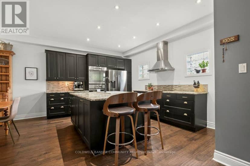 21 - 100 Beddoe Drive — photo 10 of 40