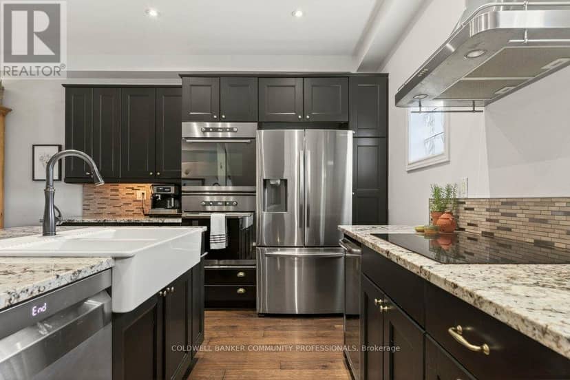 21 - 100 Beddoe Drive — photo 11 of 40