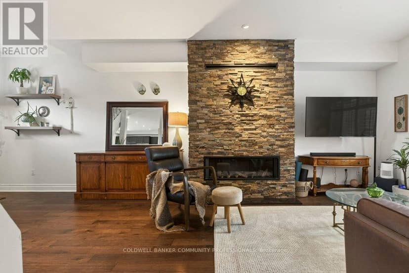 21 - 100 Beddoe Drive — photo 17 of 40