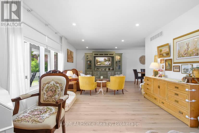93 Riverlea Road — photo 7 of 40