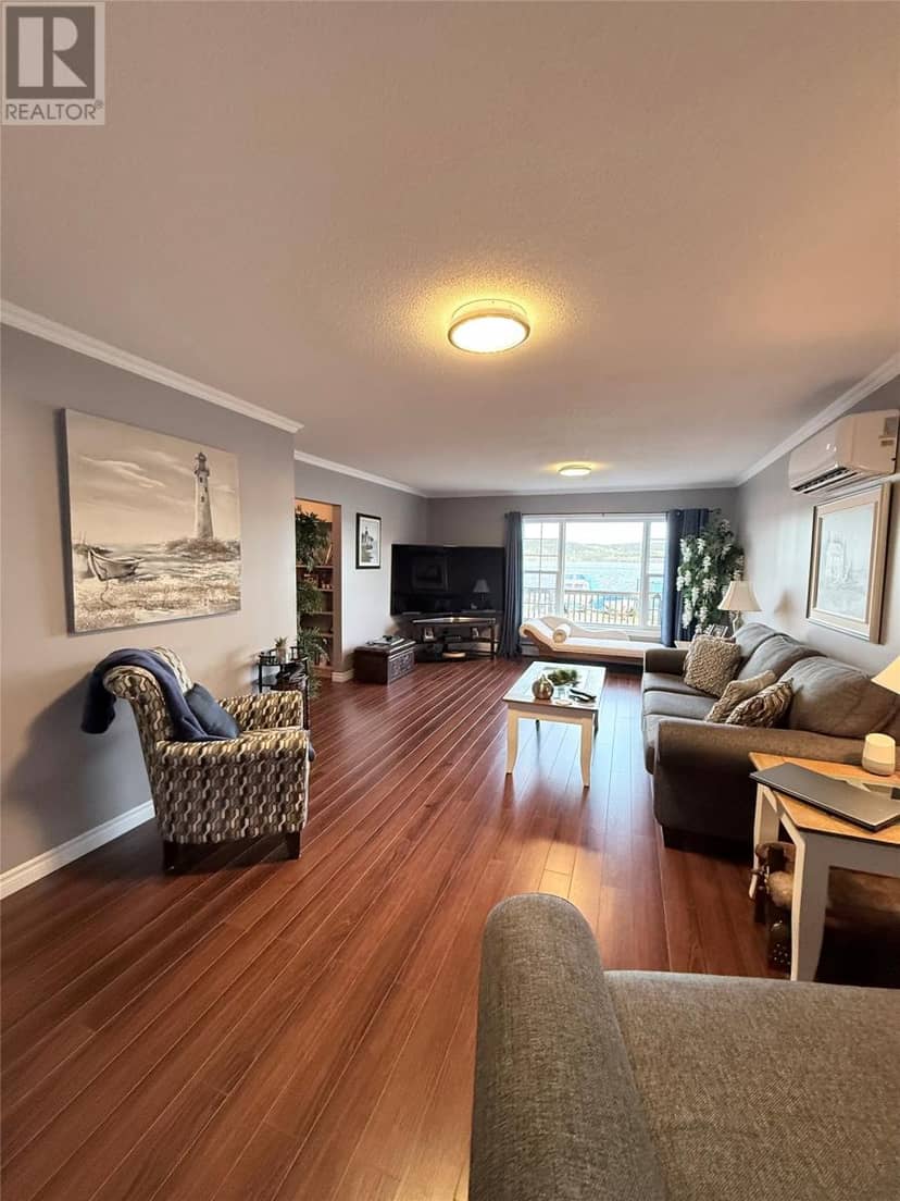 339 Main Street — photo 11 of 28