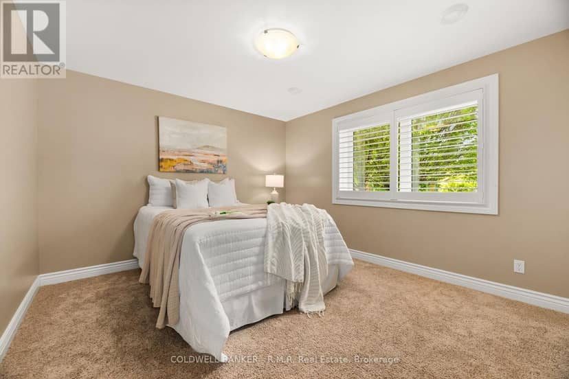 17 Castle Ridge — photo 33 of 40