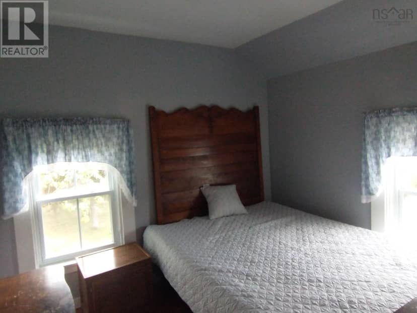 4308 Highway 2 — photo 17 of 33
