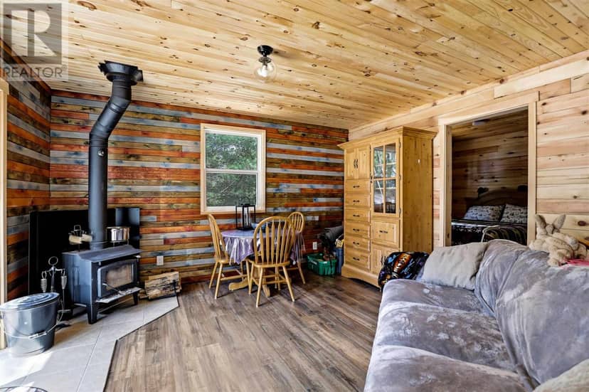 435 Axe Lake RD — photo 18 of 40