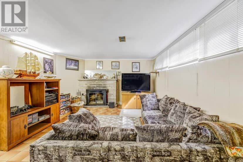 8026 Mayfield Road — photo 32 of 40