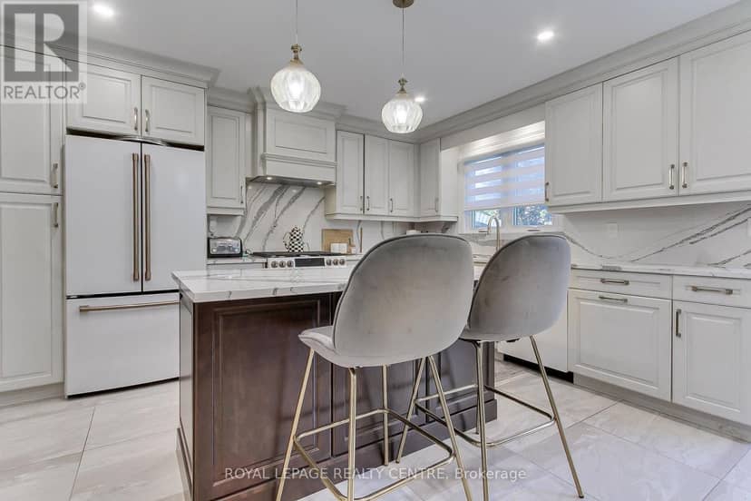 3102 Nawbrook Road — photo 17 of 40