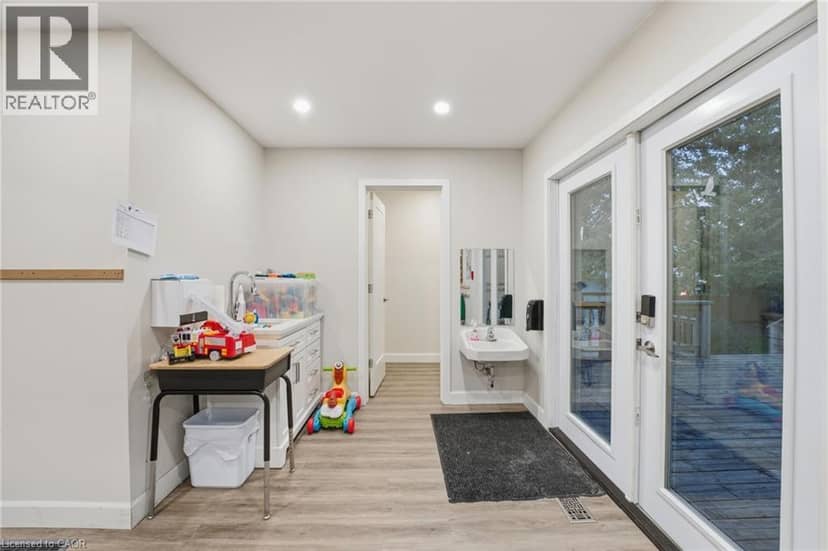 87 BLANDFORD Street — photo 22 of 40