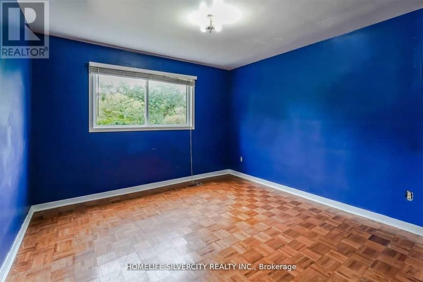 4395 Castlemore Road — photo 17 of 25
