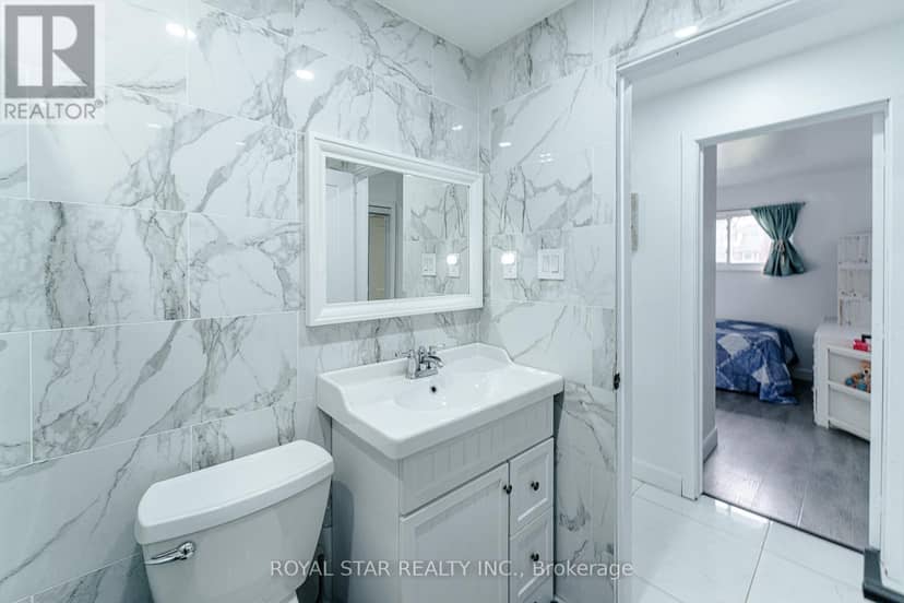 6540 Twenty Road E — photo 12 of 40