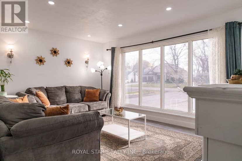 6540 Twenty Road E — photo 8 of 40