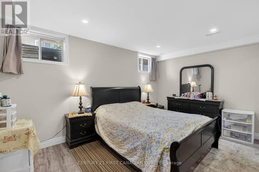 697 Killarney Road — photo 30 of 36