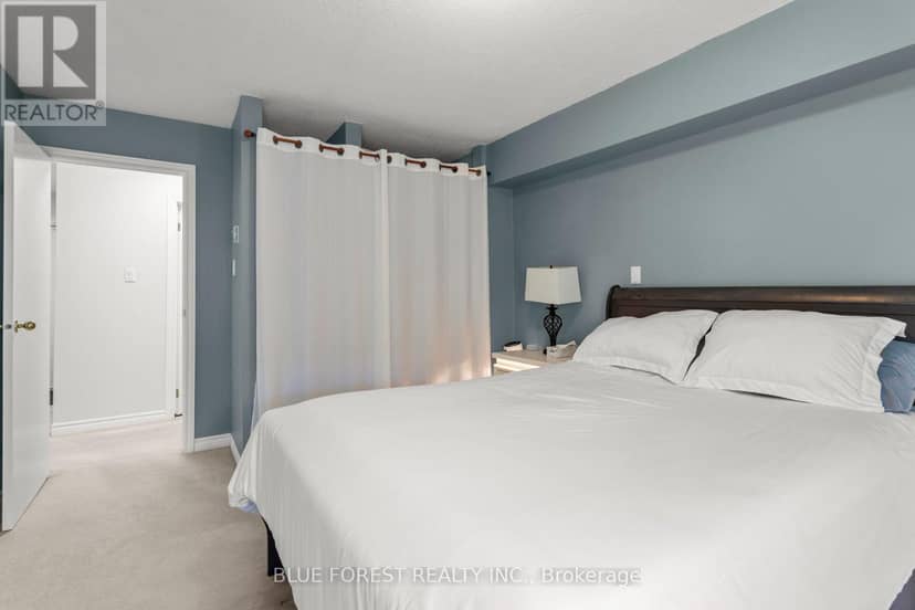 55 - 144 Conway Drive — photo 16 of 21