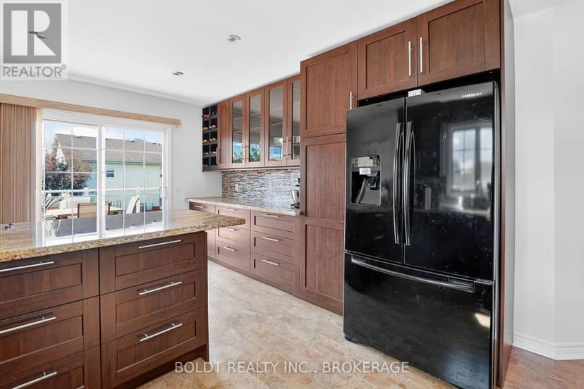 6 Cedar Court — photo 11 of 40