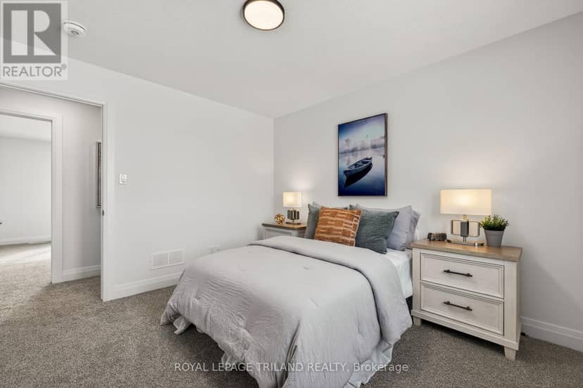 35 Allister Drive — photo 34 of 40