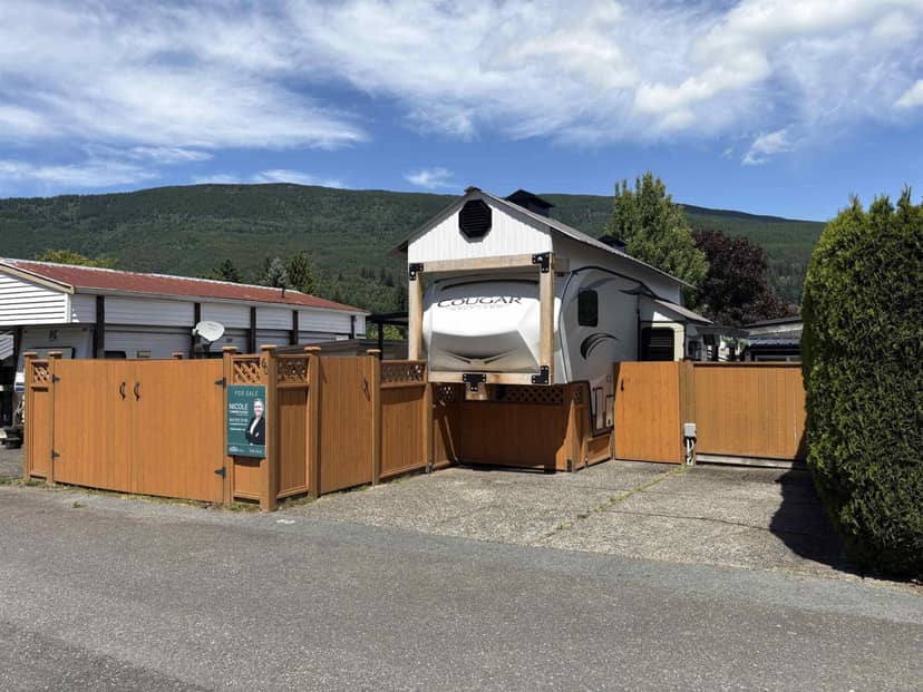 60 1436 FROST ROAD, Columbia Valley, Cultus Lake
