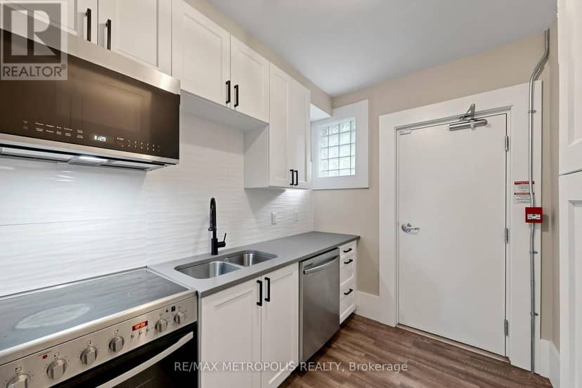 41 Albert Street — photo 5 of 10