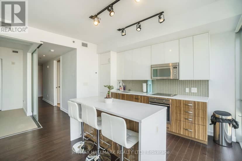 1113 - 300 Lisgar Street — photo 4 of 18