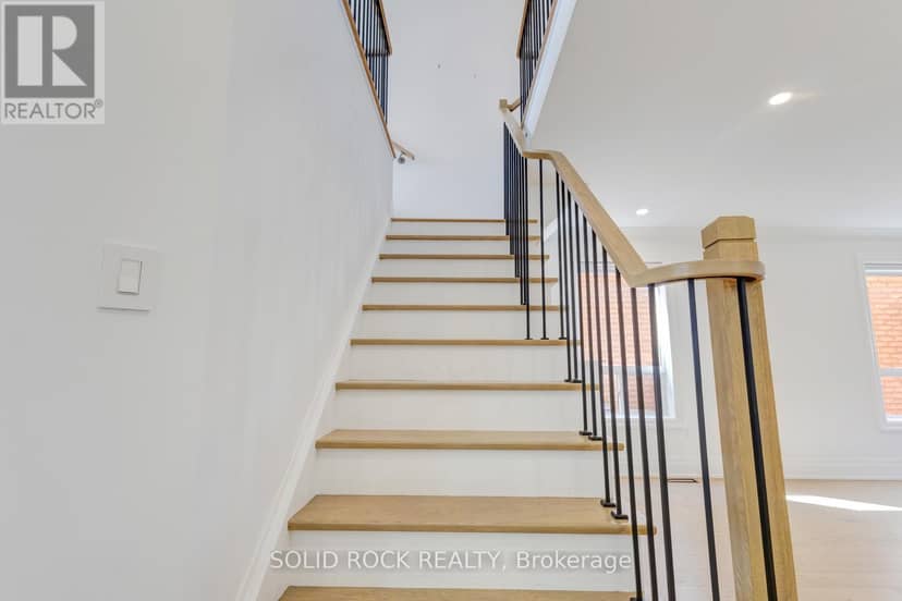 75 Tarquini Crescent — photo 16 of 40