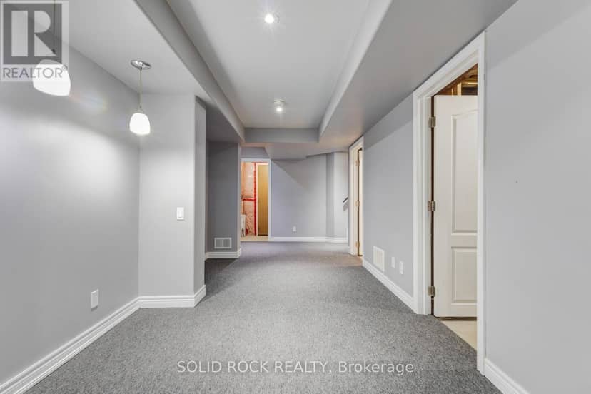 75 Tarquini Crescent — photo 39 of 40