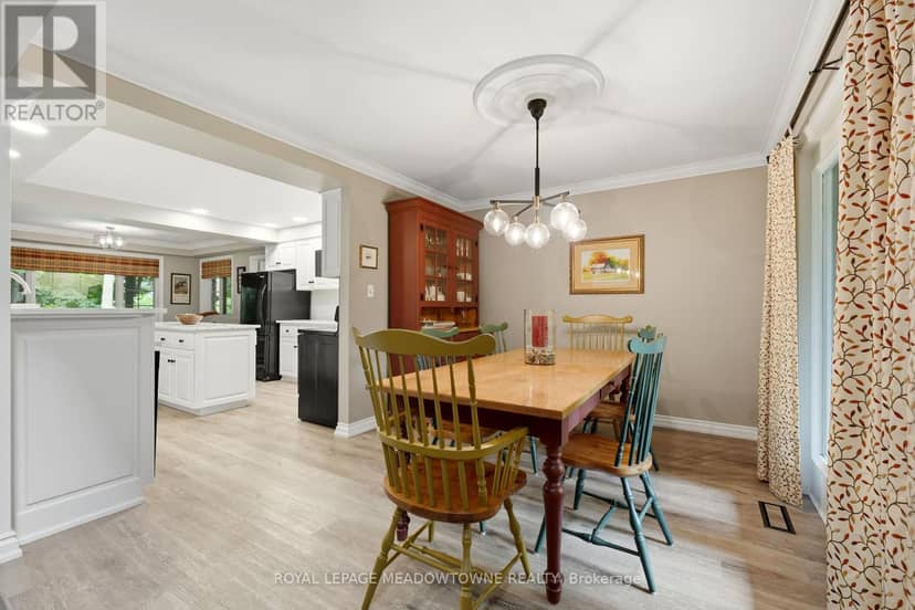 9802 Fifth Line — photo 13 of 40