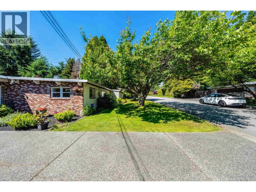529 APPIAN WAY, Coquitlam, photo 4