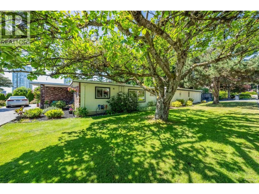 529 APPIAN WAY, Coquitlam, photo 2