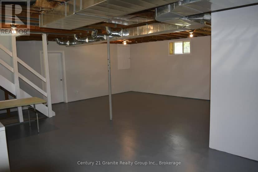 671 Hastings Street N — photo 29 of 40