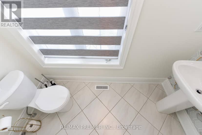 215 Hayrake Street — photo 4 of 40