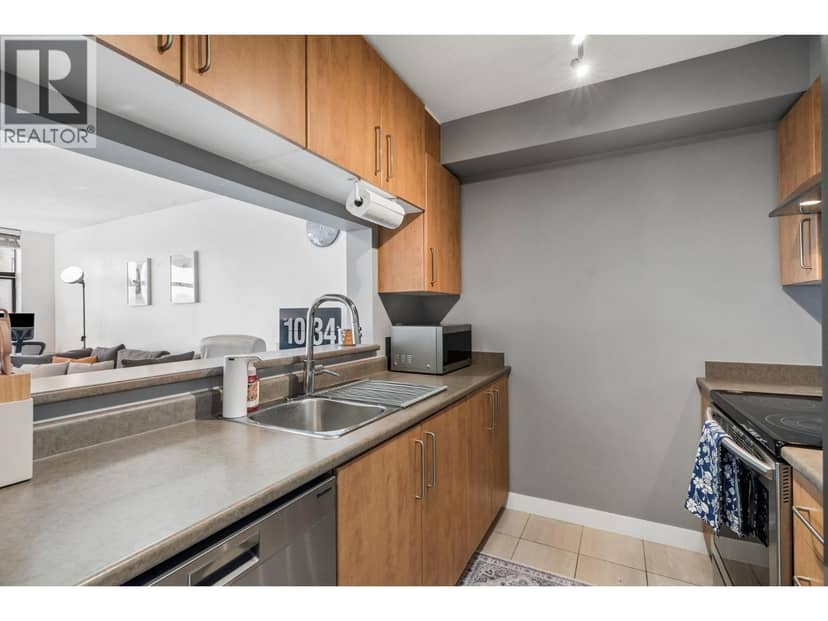 1610 5380 OBEN STREET, Vancouver, photo 4