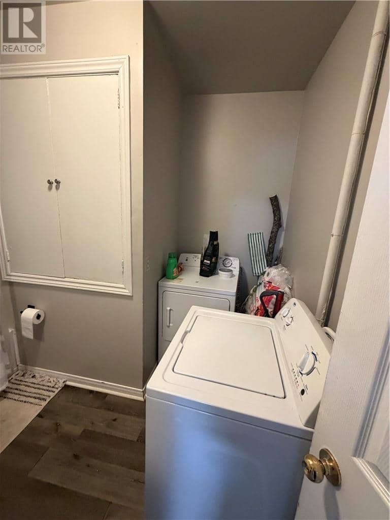 3550 Errington Avenue — photo 13 of 22
