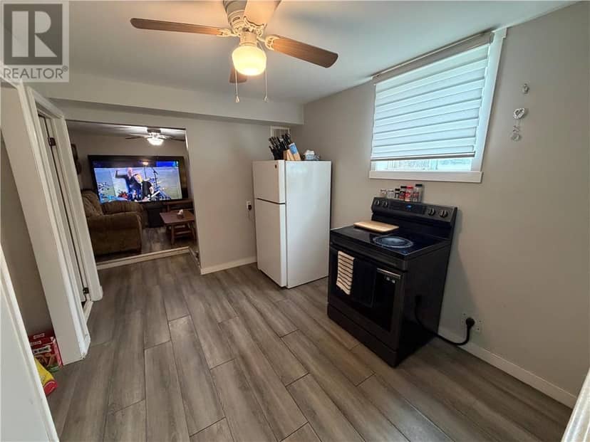 3550 Errington Avenue — photo 22 of 22