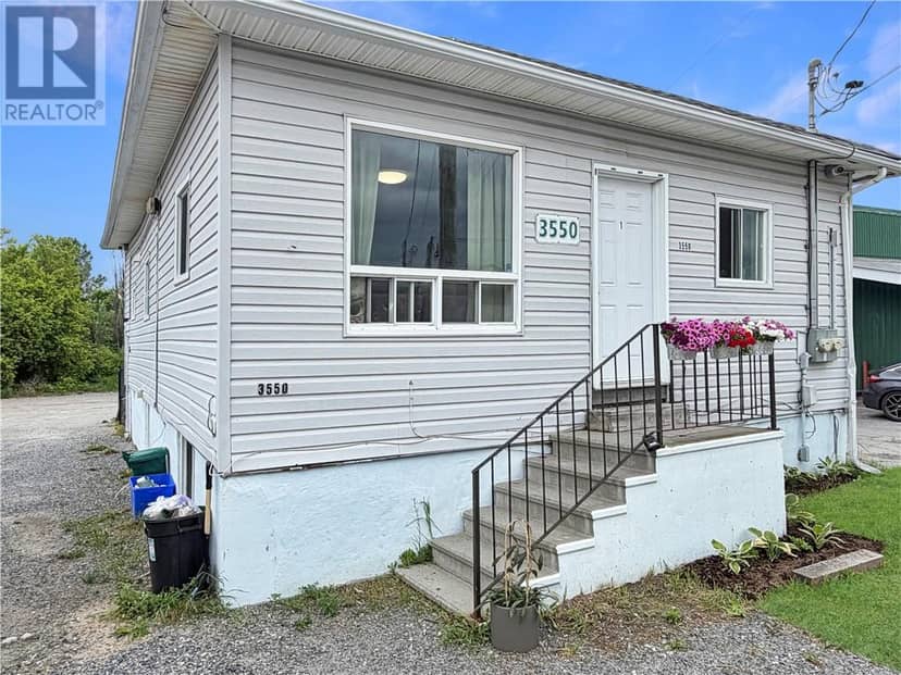 3550 Errington Avenue, Chelmsford, photo 2