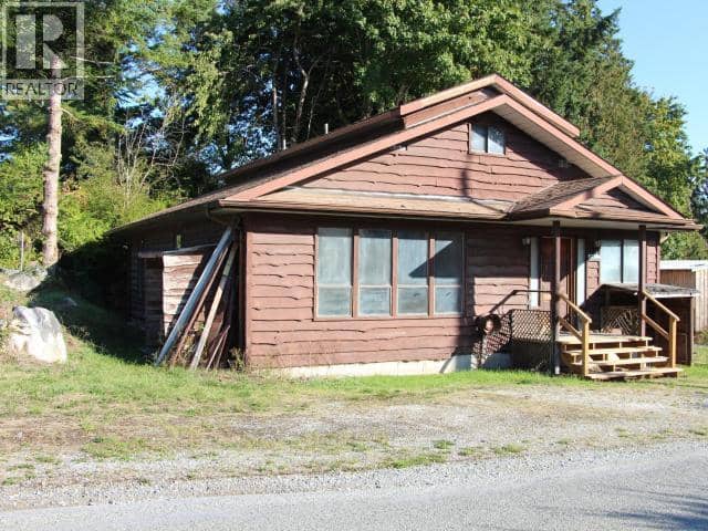 5334 COLEBORN STREET, Texada Island, photo 2