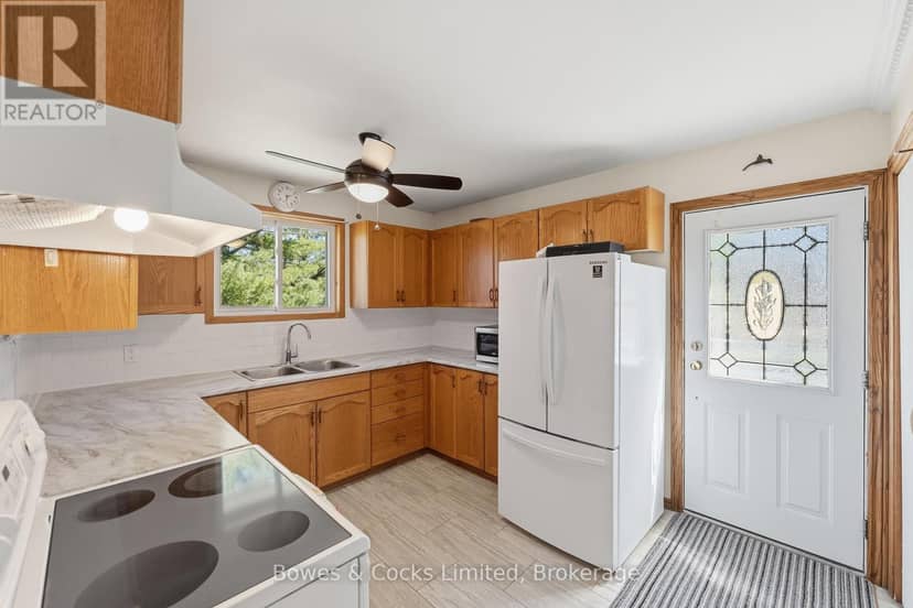 1044 County Road 40 — photo 22 of 40