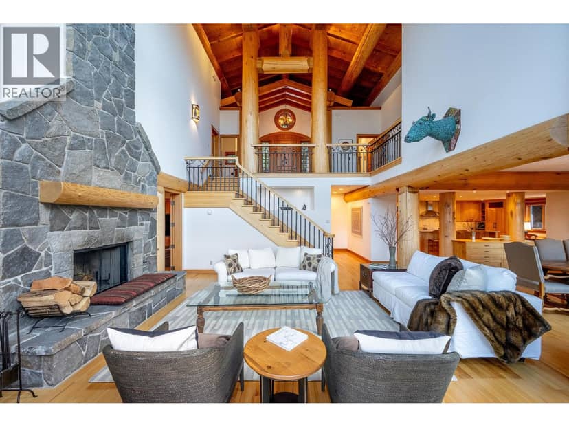 3826 SUNRIDGE DRIVE, Whistler