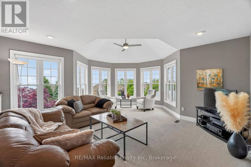 11 Harbour Court — photo 27 of 40