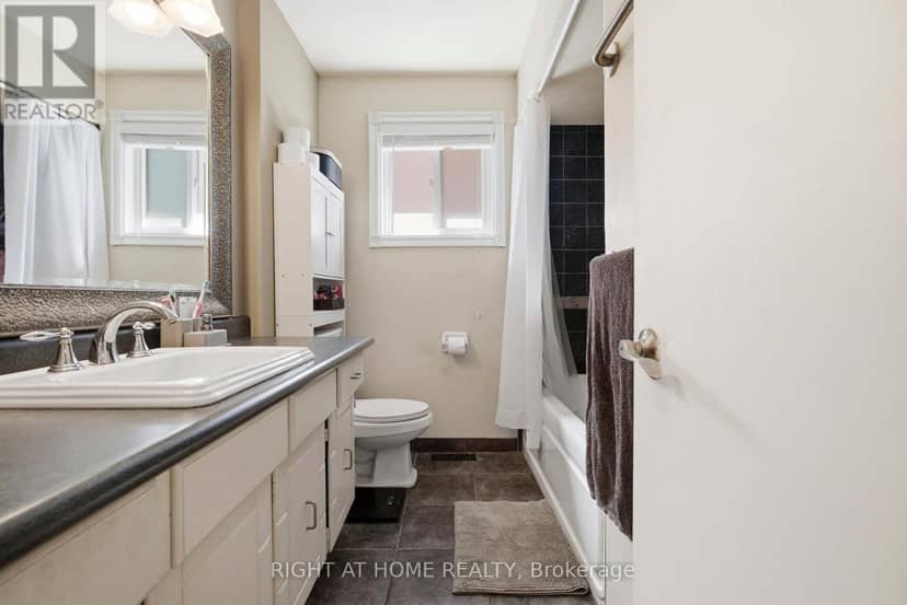 33 Benson Avenue — photo 21 of 40