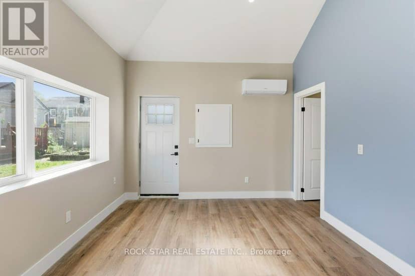 111 McAlpine Avenue S — photo 29 of 40