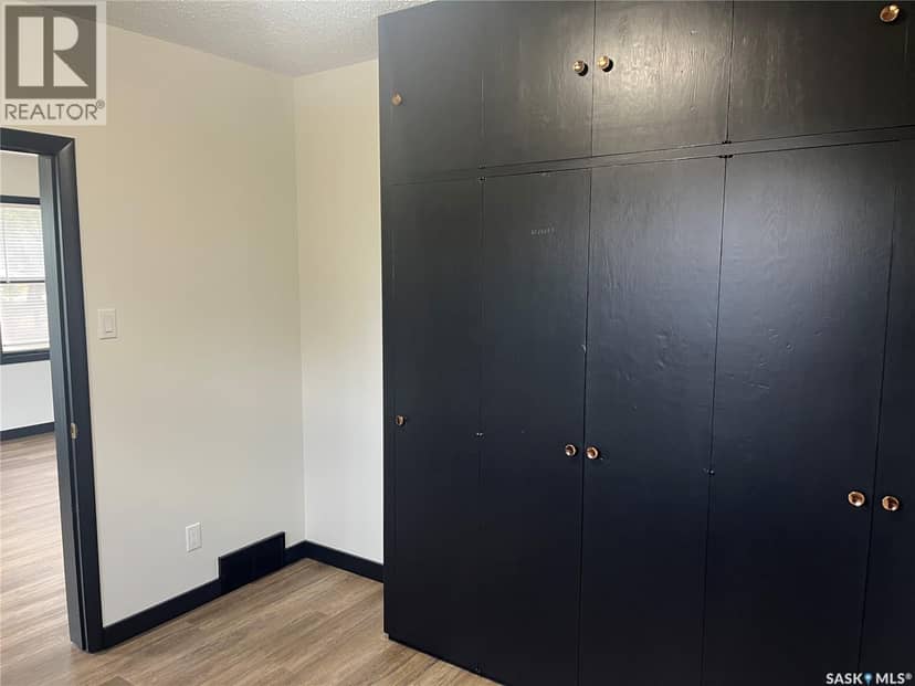 405 Nelson AVENUE — photo 24 of 38