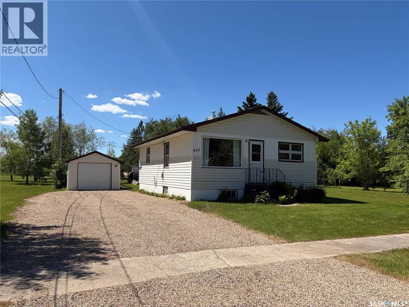 405 Nelson AVENUE — photo 1 of 38