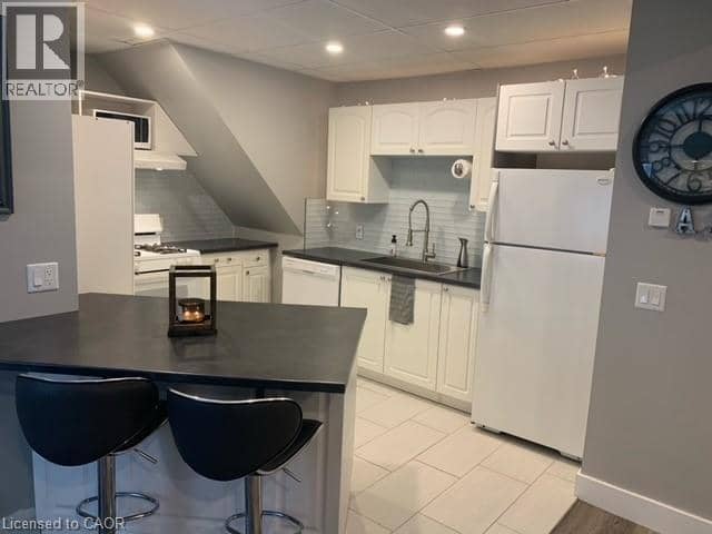 6 HOWARD Street — photo 2 of 14