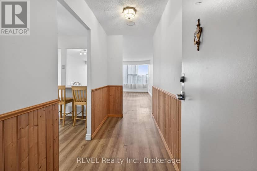 207 - 7 Gale Crescent — photo 11 of 40