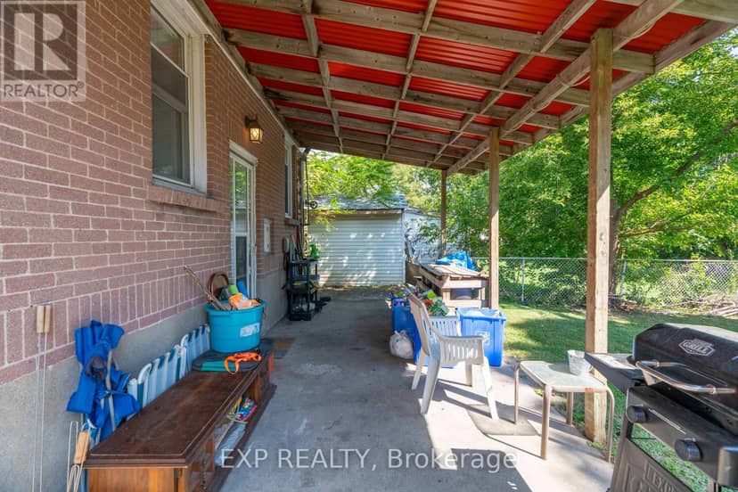 1519 Howland Avenue — photo 20 of 40