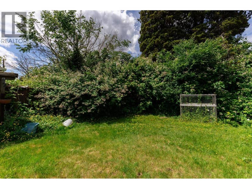 7465 Rosewood Street, Burnaby, photo 5