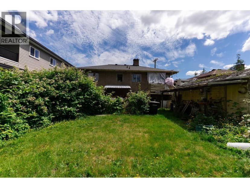 7465 Rosewood Street, Burnaby, photo 4