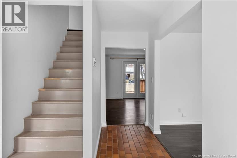 134 Waverley Street — photo 10 of 40