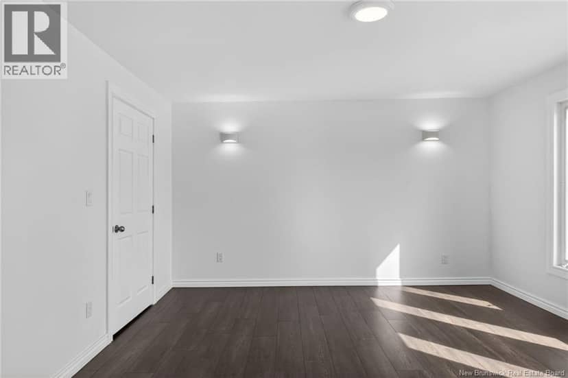 134 Waverley Street — photo 12 of 40