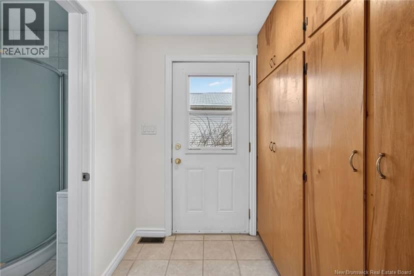 134 Waverley Street — photo 20 of 40
